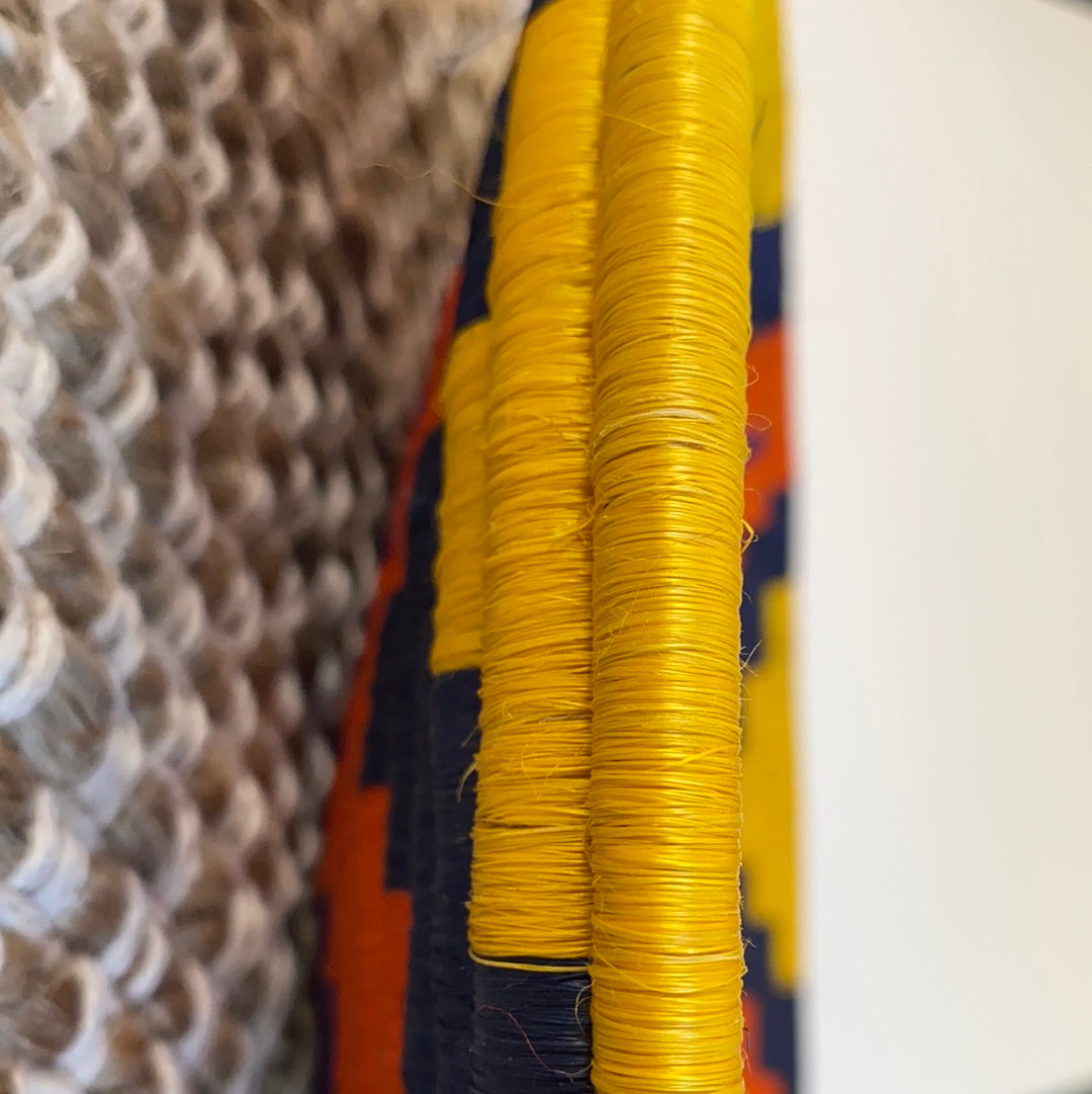 Centerpiece bowl basket