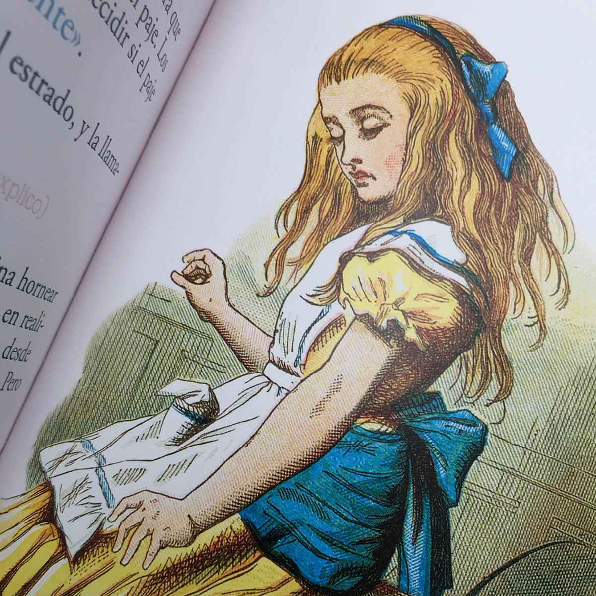 Alicia para Primeros Lectores (Spanish Edition)